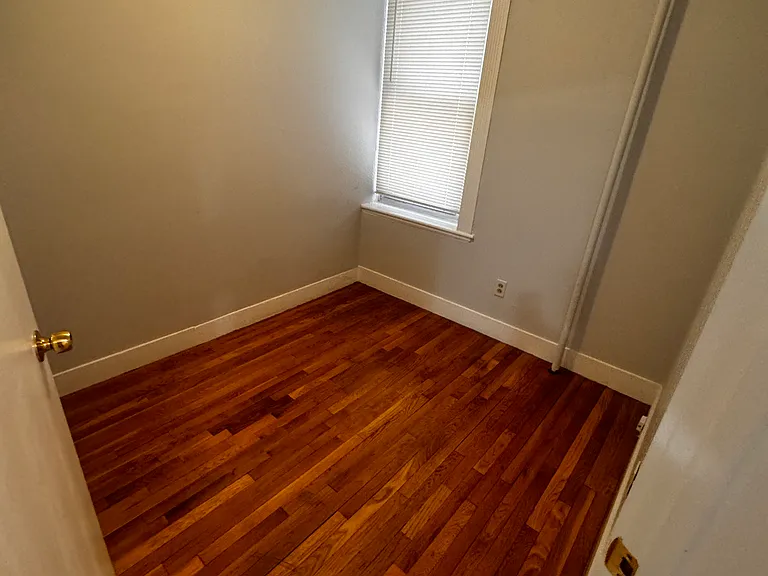 31 Orkney Rd #5 — Photo 19