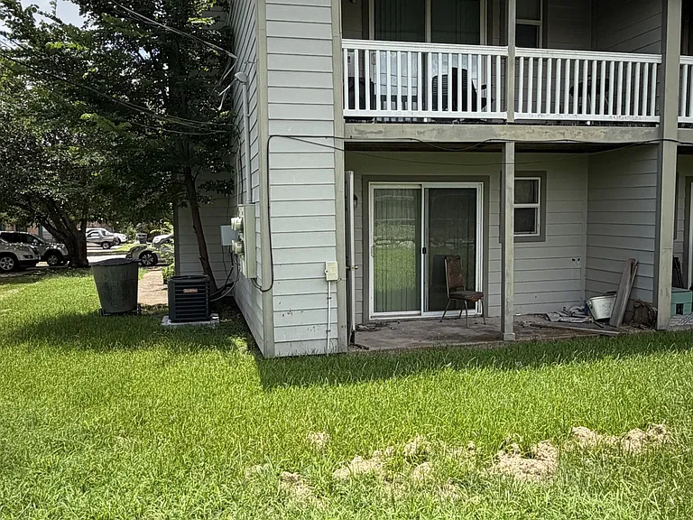 2917 Prairie Flower Cir #C — Photo 2