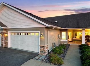 7447 Timber Crest Dr S, Cottage Grove, MN 55016