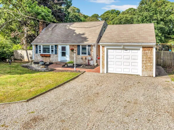 330 Harwich Road, Brewster, MA 02631
