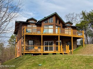 1107 Fox Run, Gatlinburg, TN 37738