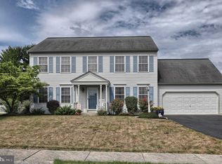 375 Springbrook Dr, Palmyra, PA 17078