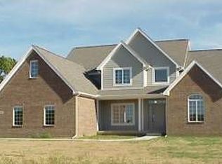 3289 Outback Trl, Pinckney, MI 48169