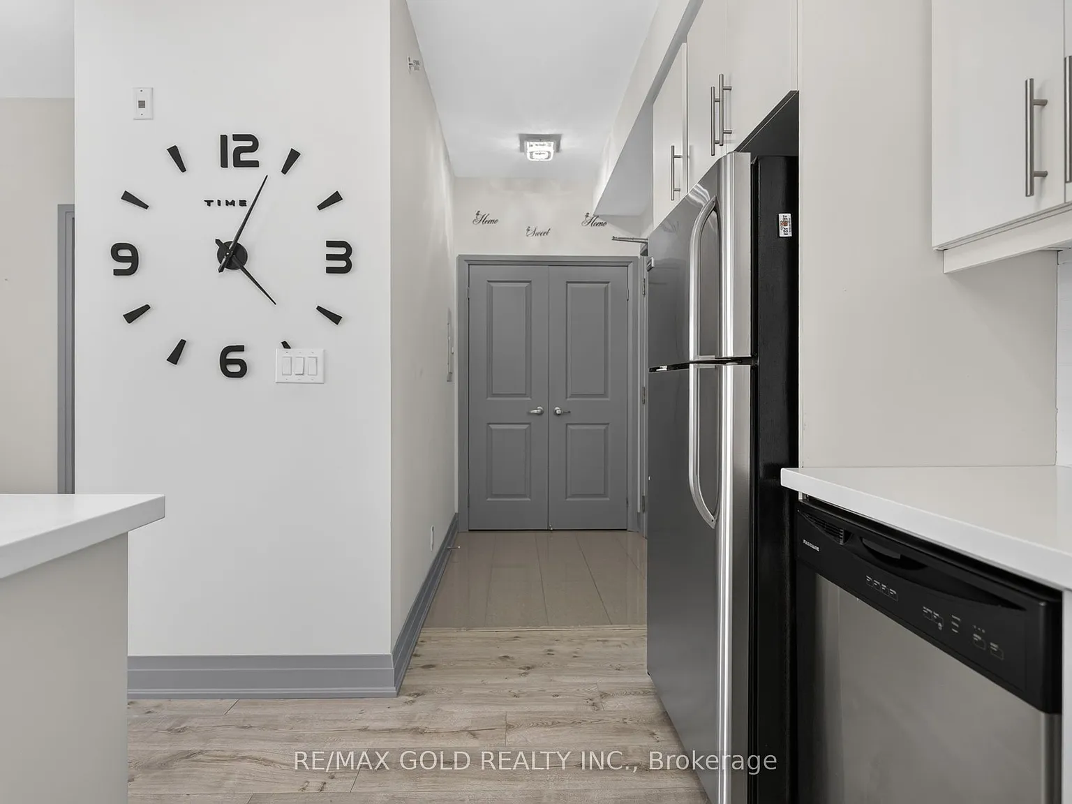 1 bed, $2,350 — Photo 1