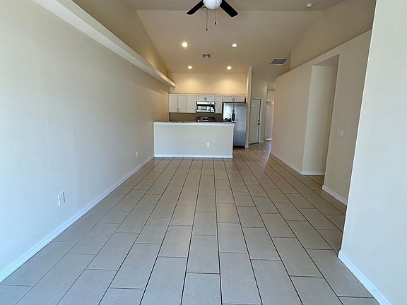 4th image of 4521 SW 9th Ave #4521