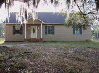 665 Bradford Rd, Ray City, GA 31645