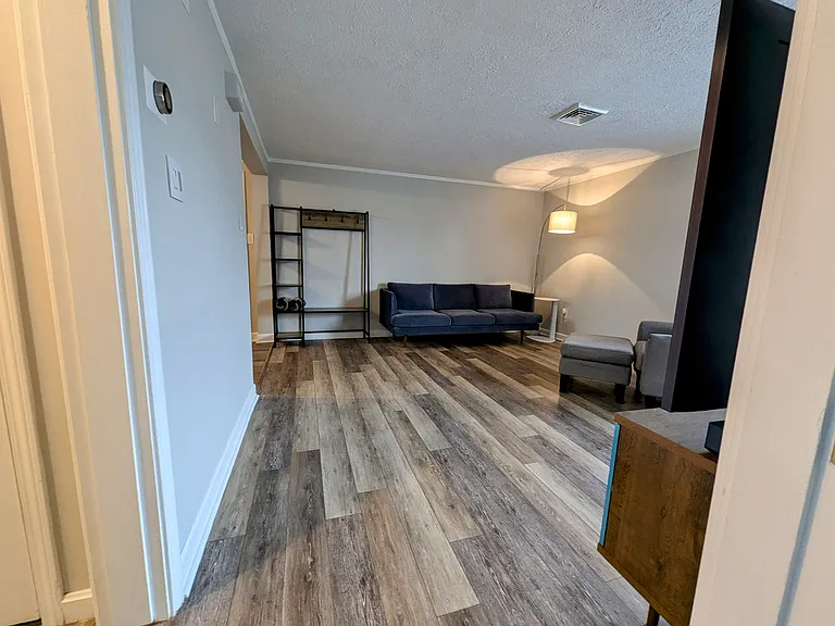 315 River Walk Dr — Photo 3