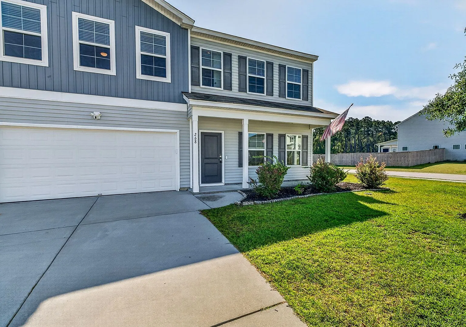 Spacious Summerville Home with Private Pool — Photo 4