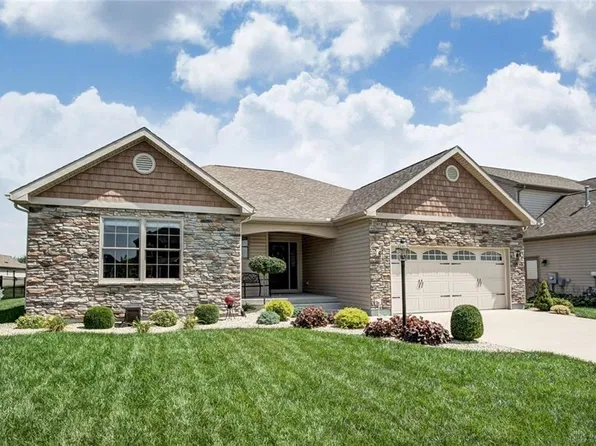 1145 Edgewater Dr, Troy, OH 45373