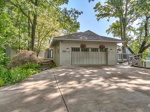 4th image of 1100 E Crooked Lake Dr