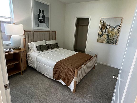 Bedroom (Unfurnished)