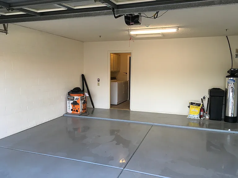 9104 E Sharon Dr — Photo 33