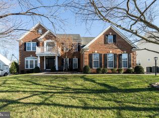 25436 Lemon Tree Pl, Chantilly, VA 20152