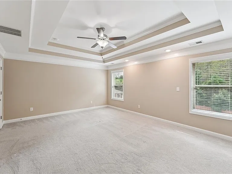 6370 Shiloh Woods Dr — Photo 37