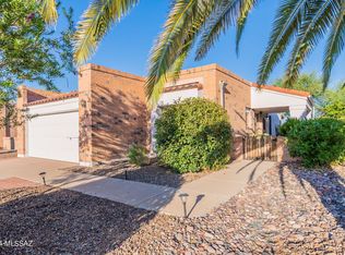 1050 N Avenida Canby, Green Valley, AZ 85614