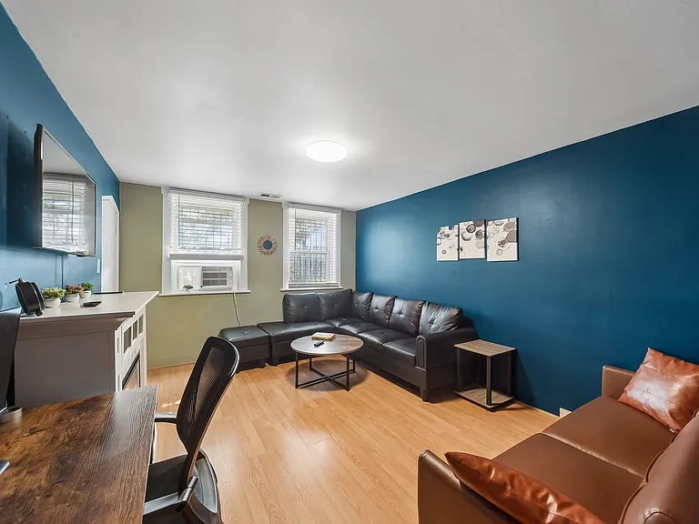 2818 N Ashland Ave #G — Photo 4