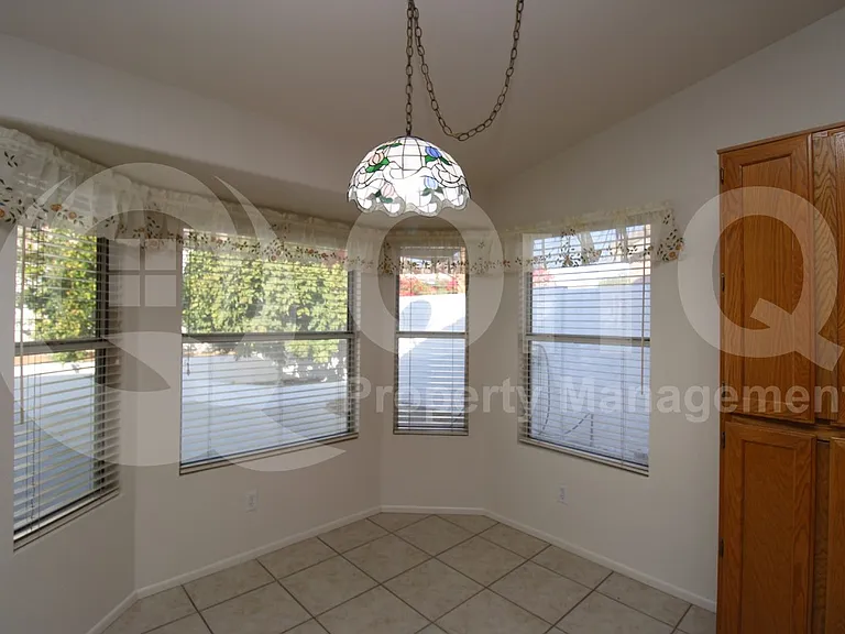 4522 E Muriel Dr — Photo 6