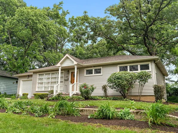 189 Oakview Dr, New Lenox, IL 60451