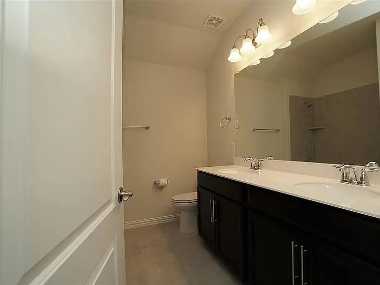 3732 Borderdale Ln — Photo 6