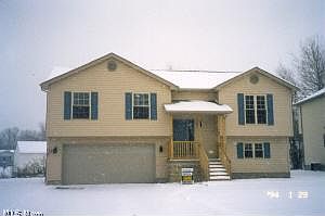 1st image of 905 SE Jerry Dr
