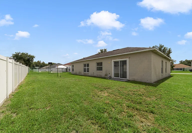 566 Hummingbird Ct — Photo 12
