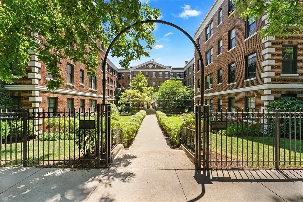 1 bed, 1.0 bath, 540 sqft, $2,800 — Photo 1