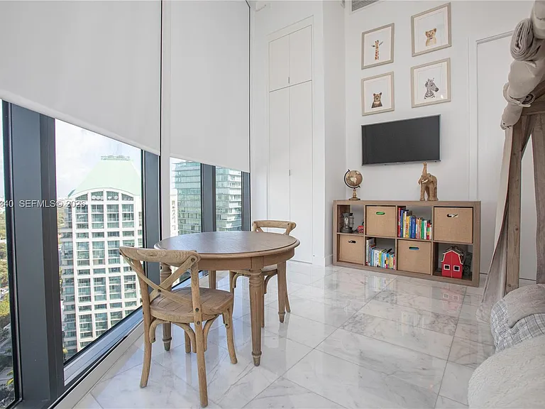 2821 S Bayshore Dr #20D — Photo 15