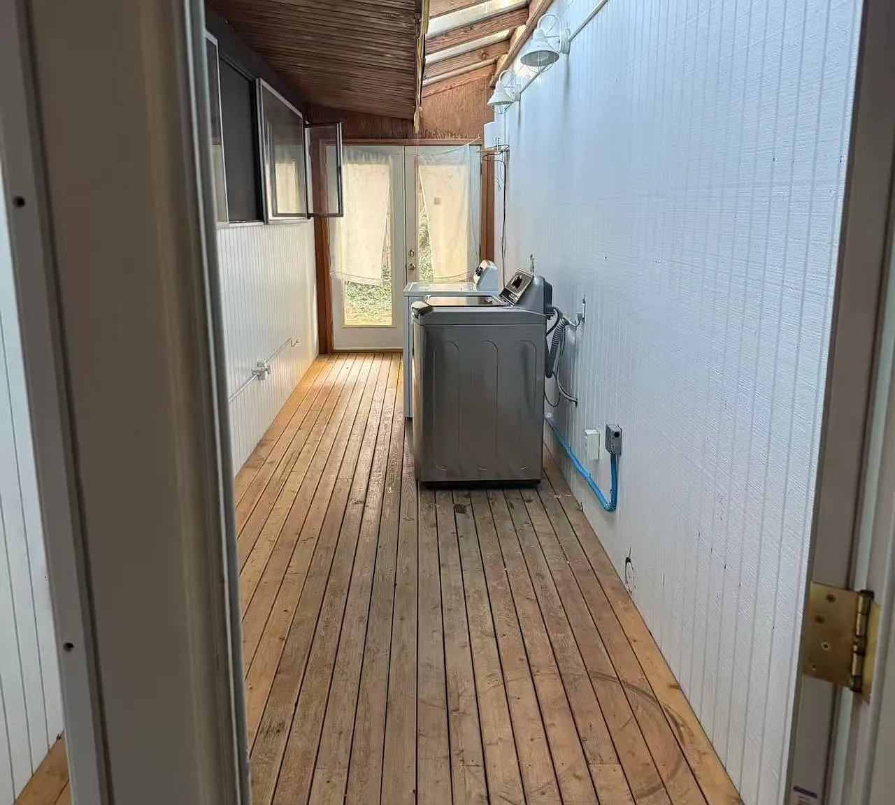 4 bed, 1600 sqft, $3,600 — Photo 3