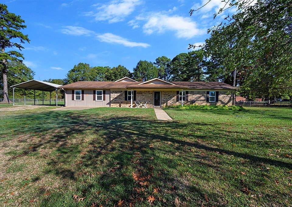 1st image of 221 Randall Rd