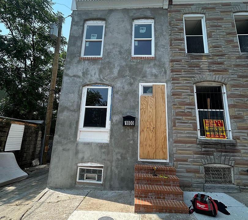 1st image of 1800 N Chapel St