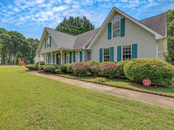 264 Breckenridge Dr, Inman, SC 29349