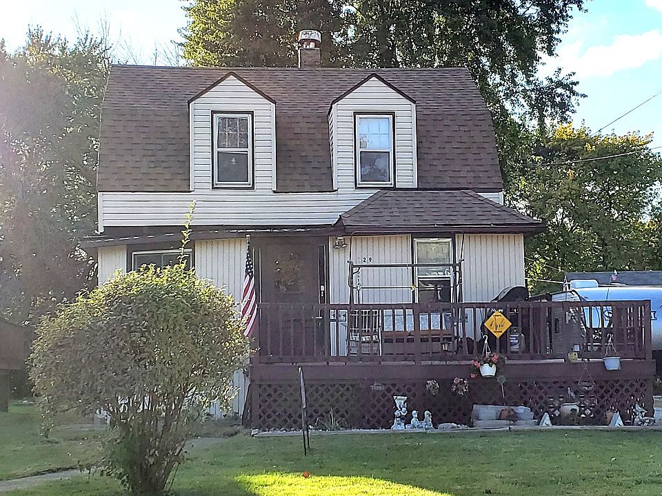 2nd image of 229 N Roy Ave