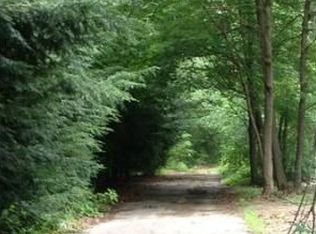 18 Woodland Pkwy, Randolph, MA 02368