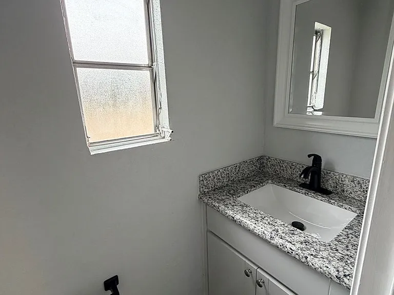 1563 Avenida Encuentro — Photo 5
