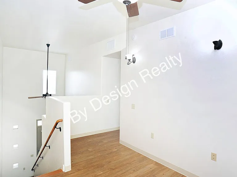 1040 E Halcyon Rd — Photo 28
