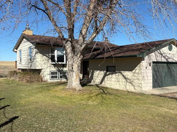 9 Pioneer Ln, Spearfish, SD 57783