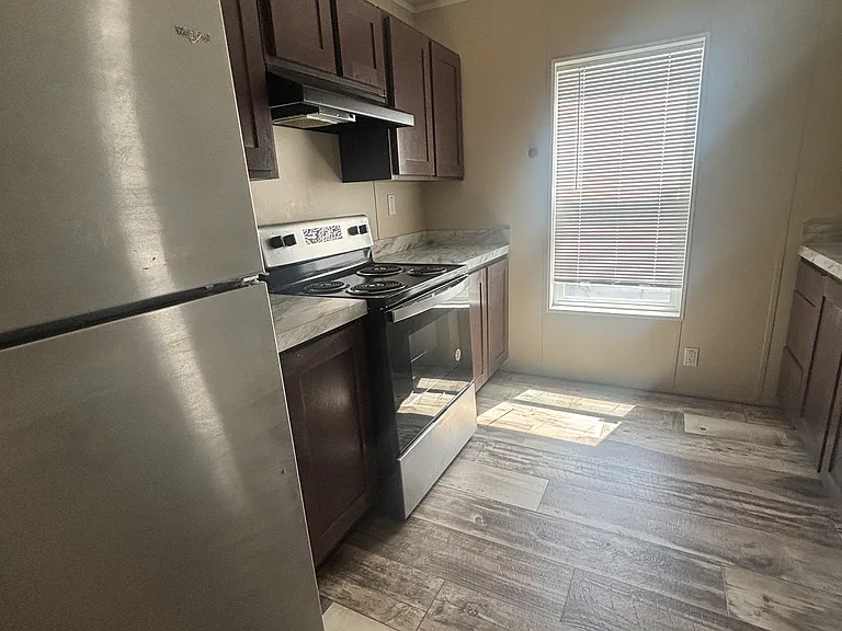 3605 Pauline Ave — Photo 7