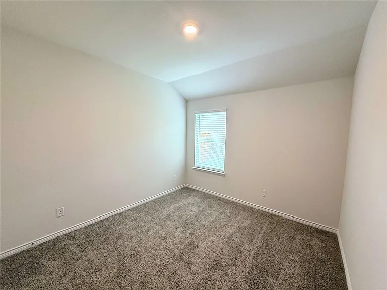 6233 Lassen Ct — Photo 9
