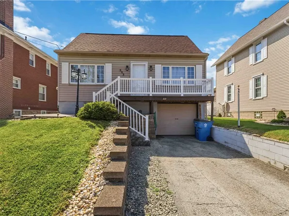 303 N 6th St, Youngwood, PA 15697