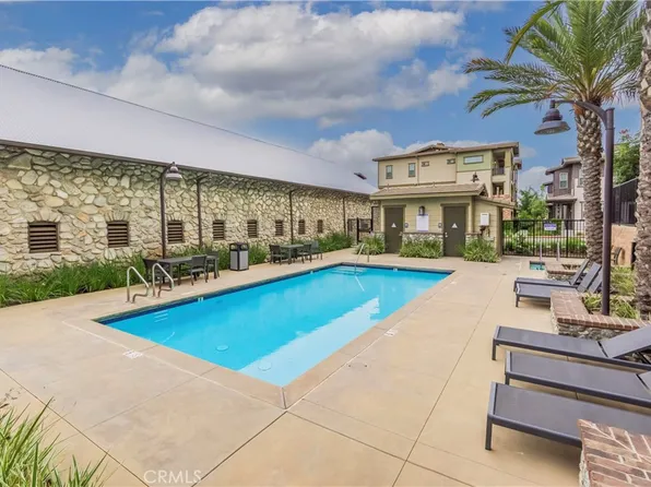 564 Boulder Cir, Claremont, CA 91711