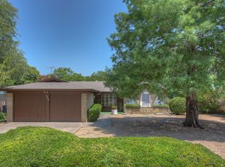 2012 York Dr, Edgecliff Village, TX 76134