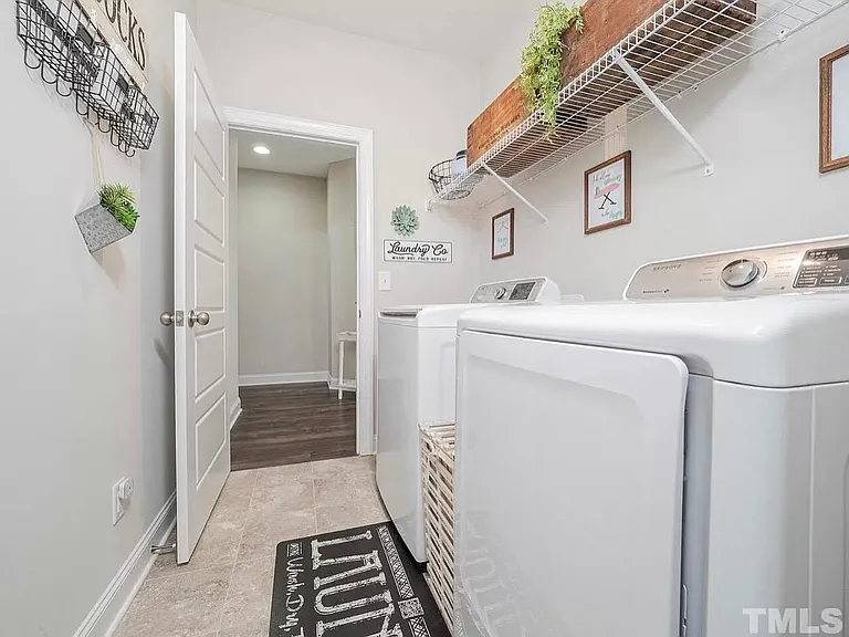 301 Porter Hill Dr — Photo 10