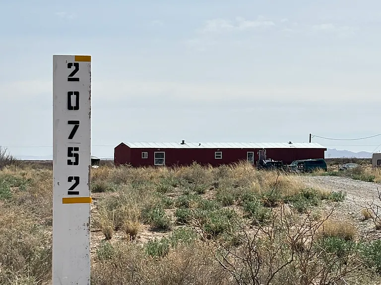 20752 Highway 70 W — Photo 1