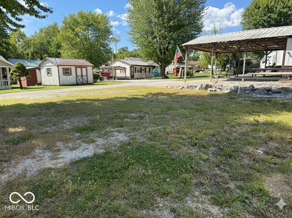 6097 Van Bibber Lake Est, Greencastle, IN 46135