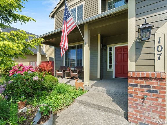 Brand new exterior paint finished this week! Home will be completely ready for a new owner!  