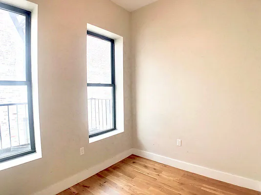 Rented by Bohemia Realty Group | media 16
