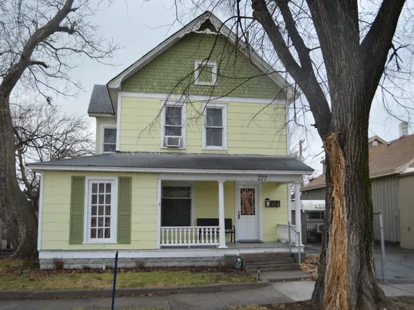 227 N Mathewson Ave, Wichita, KS 67214