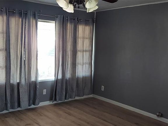 4th image of 4118 Antoinette St