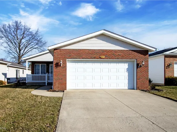 897 Carriage Ln, Wooster, OH 44691