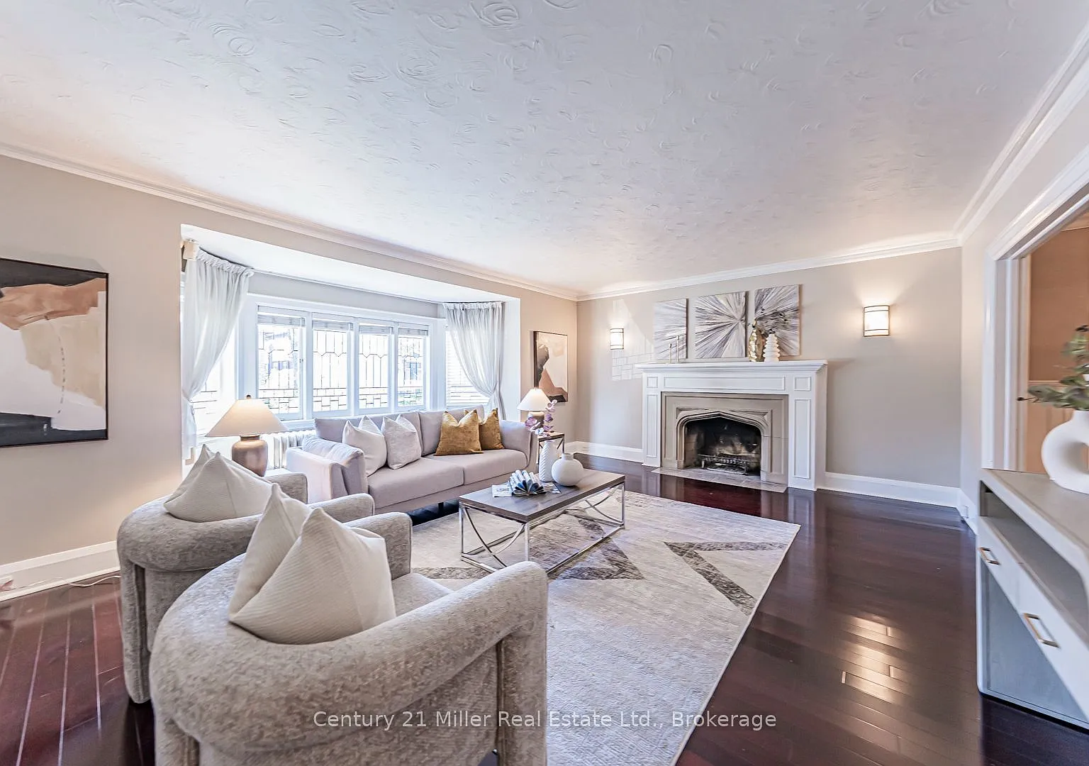 3 bed, $5,000 — Photo 4